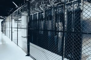 car-CoreSite-LA1-Los-Angeles-Data-Center (1)