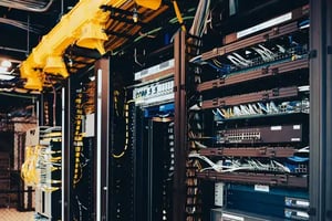 car-CoreSite-LA1-Los-Angeles-Data-Center (2)