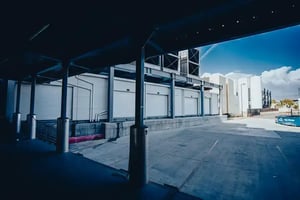 car-CoreSite-Los-Angeles-Data-Center-LA3-Loading-Dock-4