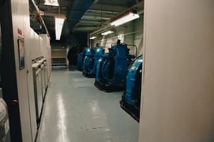 car-CoreSite-New-York-Data-Center-NY1-Generators