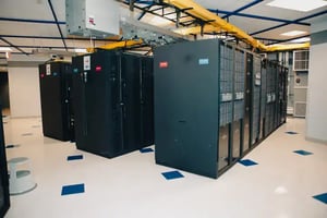 car-CoreSite-New-York-Data-Center-NY1-Servers-4