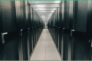 car-CoreSite-Silicon-Valley-Data-Center-SV7-Chilled-Room-2