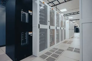 car-CoreSite-Virginia-Data-Center-VA3-Cabinets-4-2