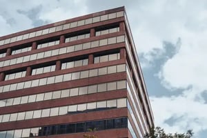 car-CoreSite-WashingtonDC-Data-Cener-DC1 (1)-2