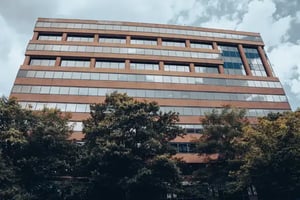 car-CoreSite-WashingtonDC-Data-Cener-DC1-Exterior