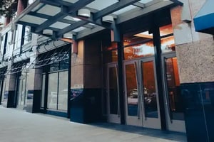 car-CoreSite-WashingtonDC-Data-Center-DC1-Exterior