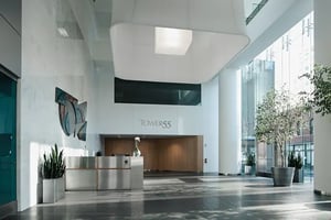 th-CoreSite-Silicon-Valley-Data-Center-SV1-Lobby-2