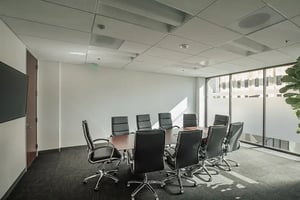 th-CoreSite-Silicon-Valley-Data-Center-SV1-Meeting-Room